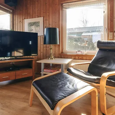 6 Person In Karrebaeksminde-by Traum *